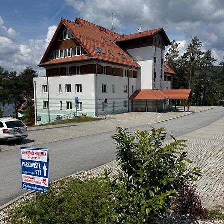 Apartman Kapy Lipno ลิปโนนัดเวิลตาวู ภายนอก รูปภาพ