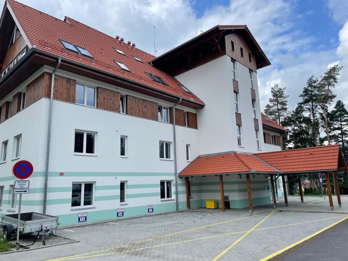 Apartman Kapy Lipno ลิปโนนัดเวิลตาวู ภายนอก รูปภาพ